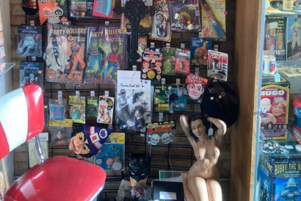 Tesco Vee of Meatmen opens toy shop