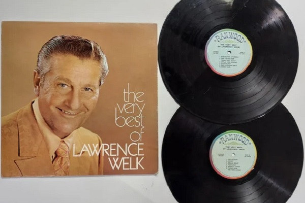 Vinyl has biggest sales week since 1991 (at least)