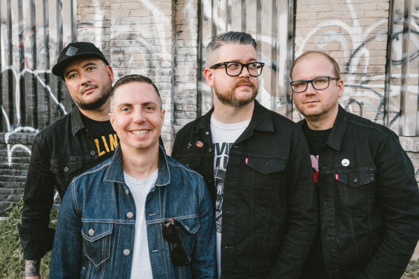 Watch the new video by Breaklights!