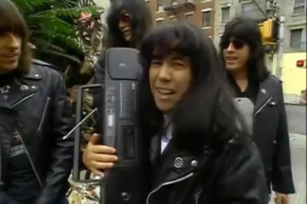 Navel Gazing for May 15, 2022