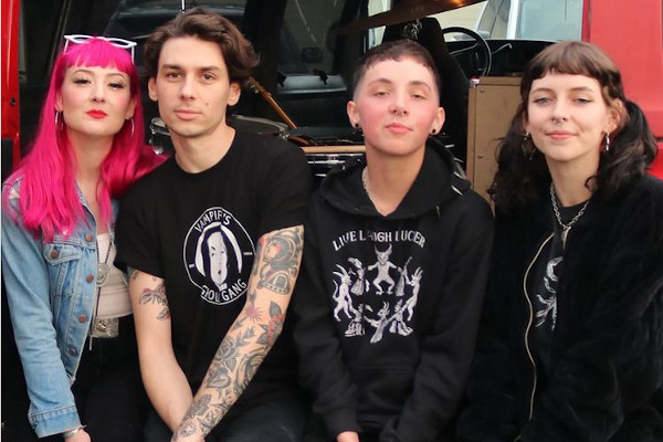 Doki Doki (members of Grumpster, Dog Party, more) release "I Was Killing It Man" video