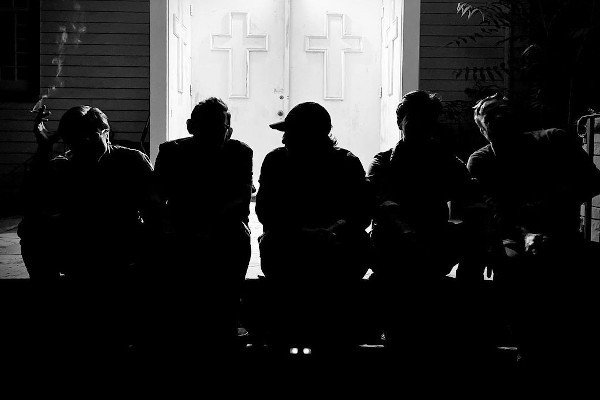 L.S. Dunes (mems of MCR, Thursday, Coheed & Cambria, Circa Survive) announce LP, release video