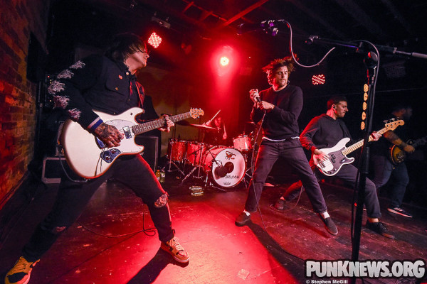 L.S. Dunes / Kayleigh Goldsworthy / Dead Tired at The Velvet Underground in Toronto, ON 11/22
