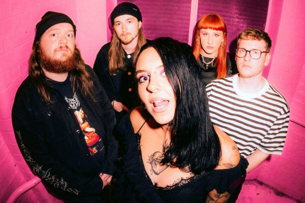 Knife Bride: “smother (make me suffer)”