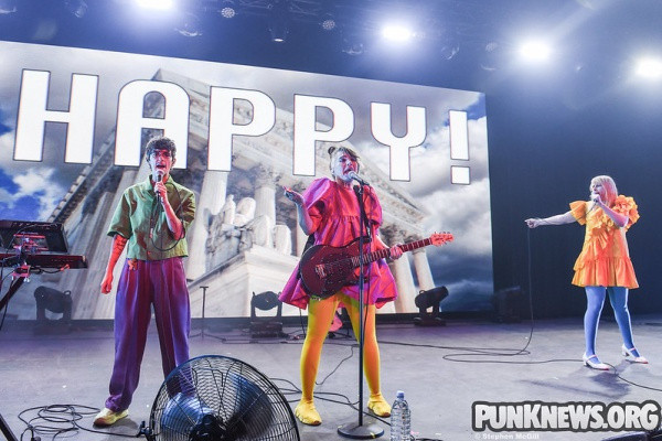 Le Tigre / Cumgirl8 at History in Toronto, ON 07/21