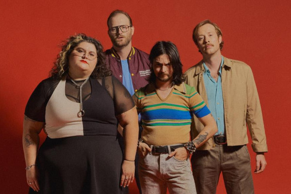 Sheer Mag sign to Third Man, will tour