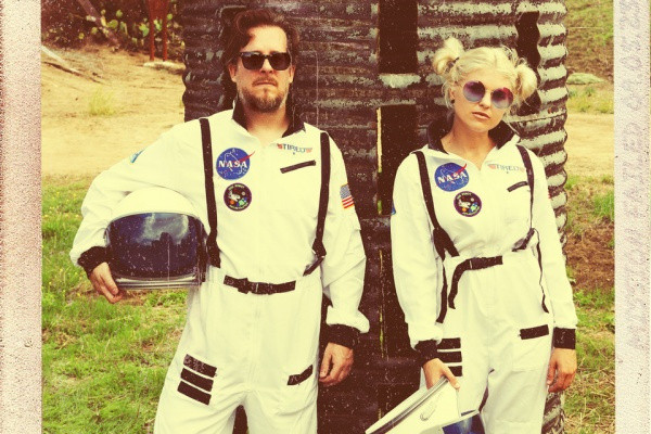 Watch the new video by Odd Robot featuring Poli Van Dam!