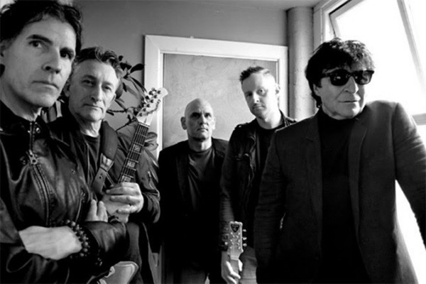 Chameleons to play USA tour
