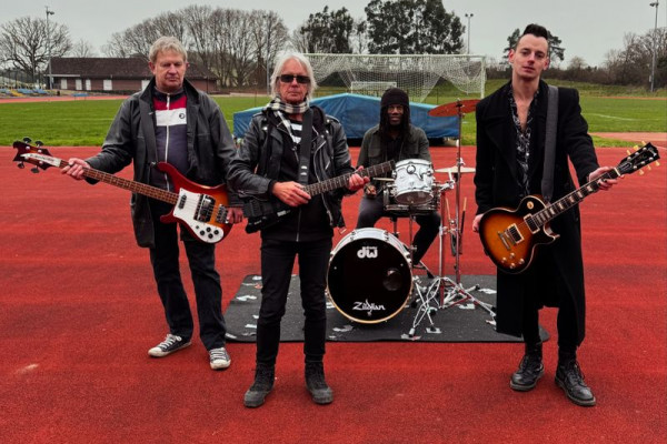 The Vapors release new LP