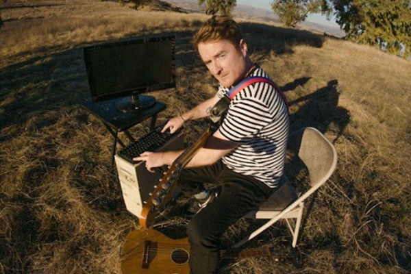 Mike Huguenor (Hard Girls, Jeff Rosenstock, Classics of Love) releases new single