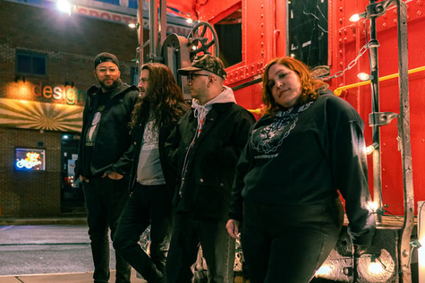 Check out the new track by Unseemlier!