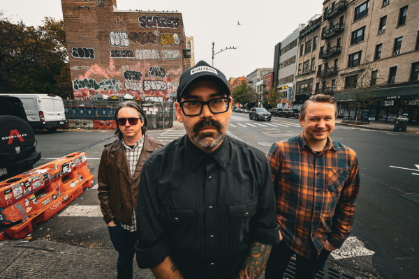 Neckscars: "Manor Mooch"