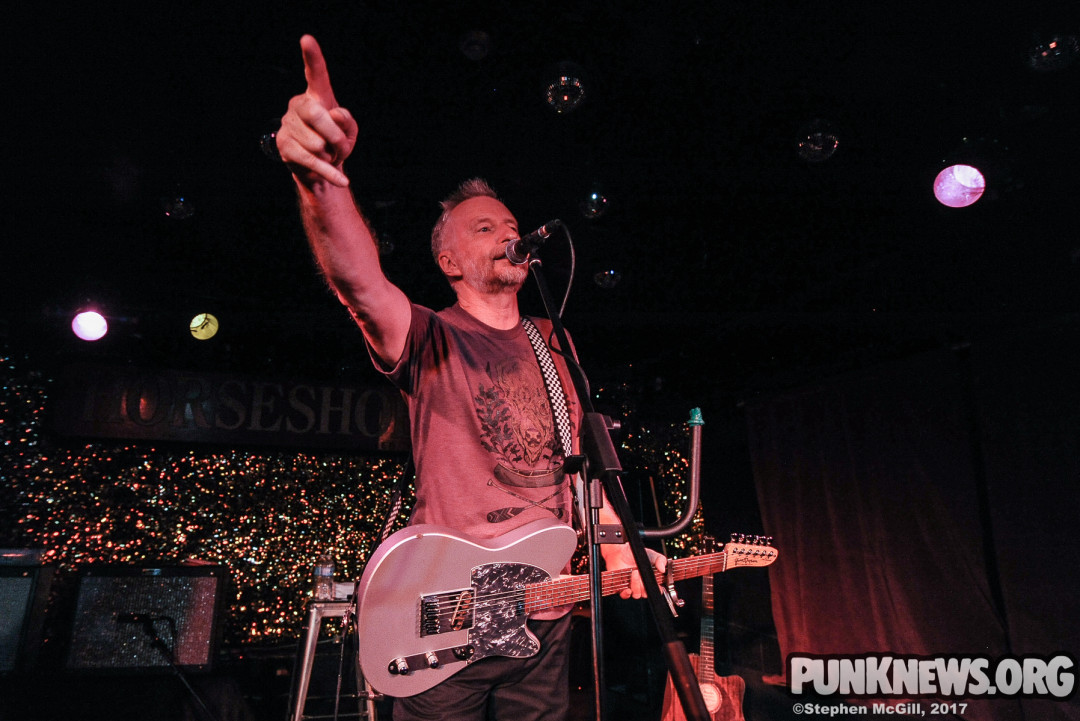 Photos: Billy Bragg at the Horseshoe Tavern in Toronto 09/26