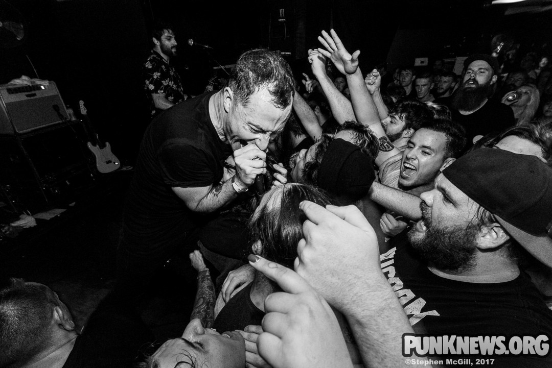Photos: Touché Amoré, Single Mothers, Gouge Away at Hard Luck Bar in Toronto 10/05