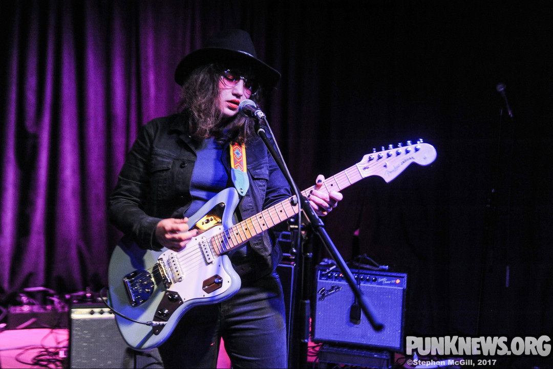 Photos: Laura Sauvage at the Burdock in Toronto 11/02