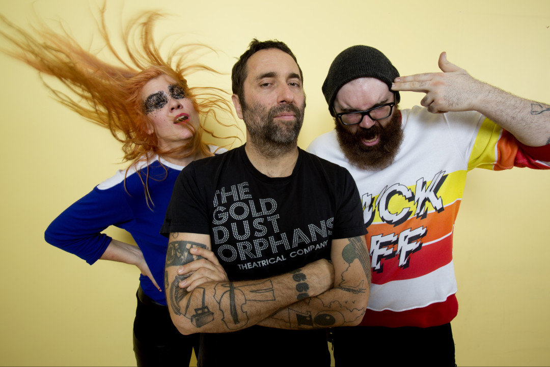 Netherlands frontman interviews TV on the Radio's Bunton (Punknews Exclusive)
