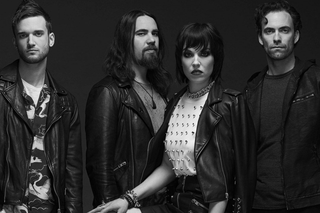 Halestorm: "Uncomfortable"