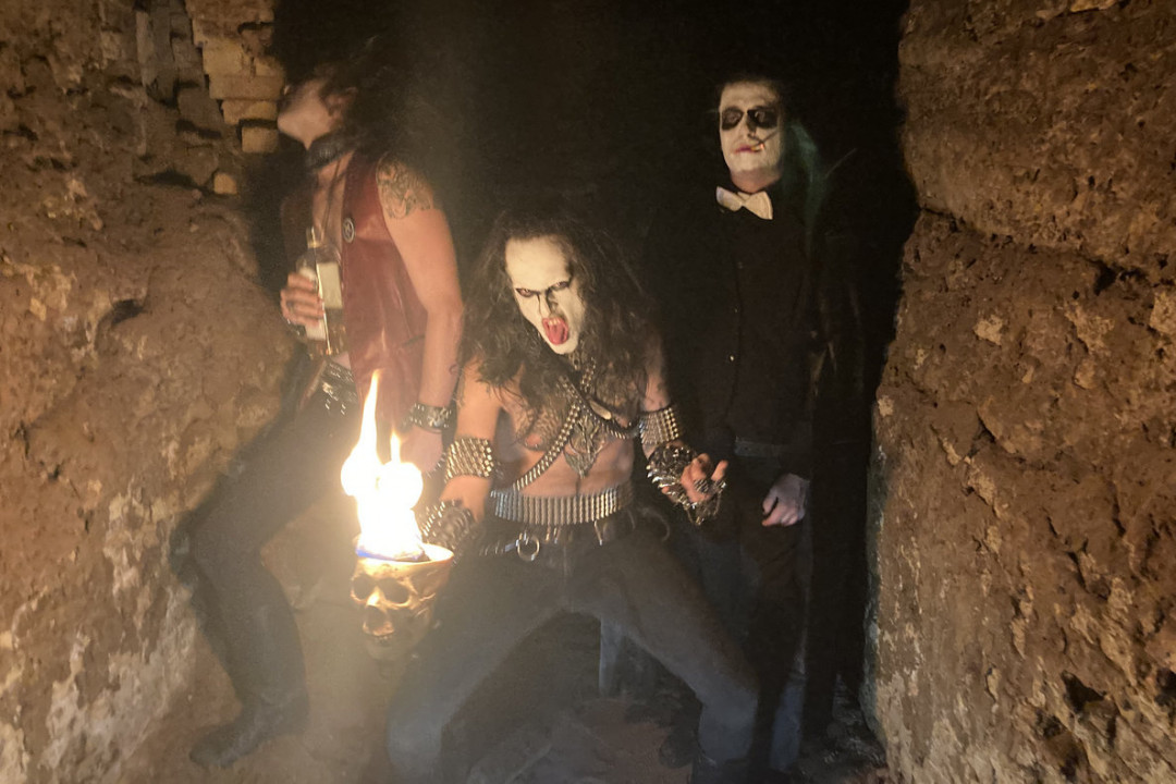 Members of Devil Master, Disjawn form Spiter