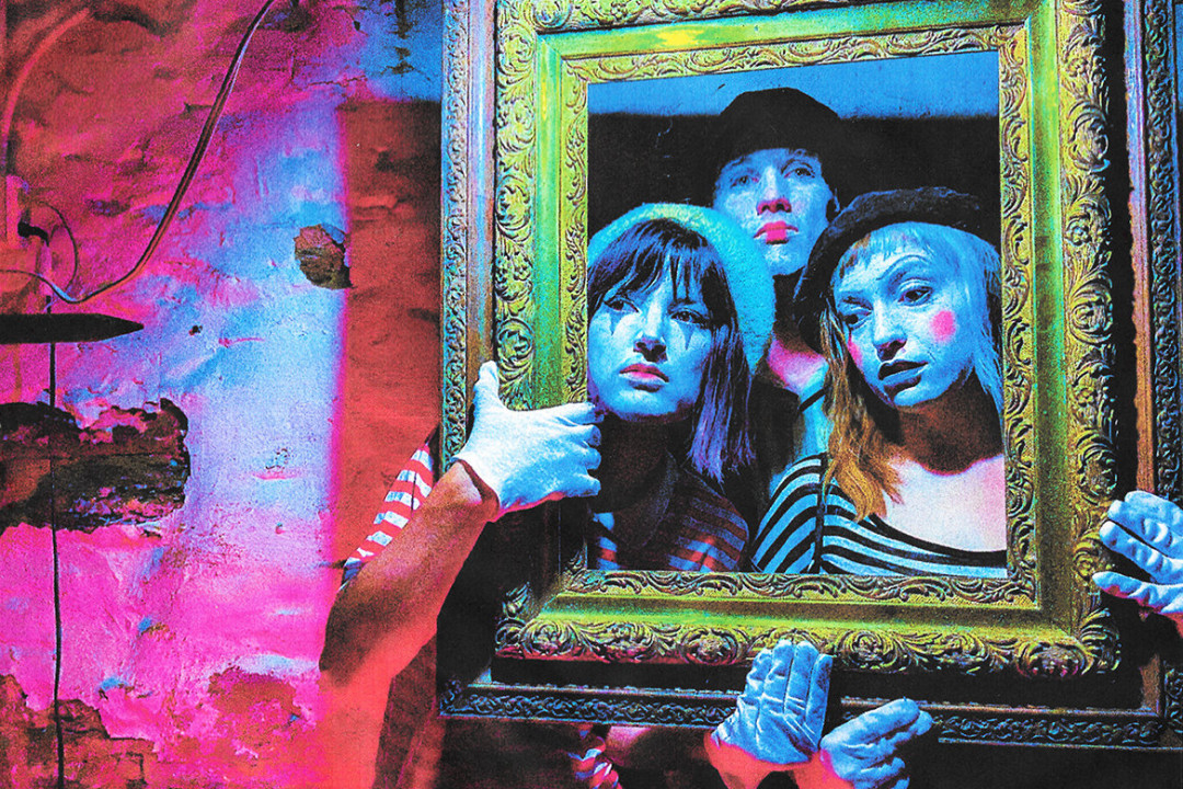 Maura Weaver, John Hoffman, Megan Schroer form the Mimes, release video