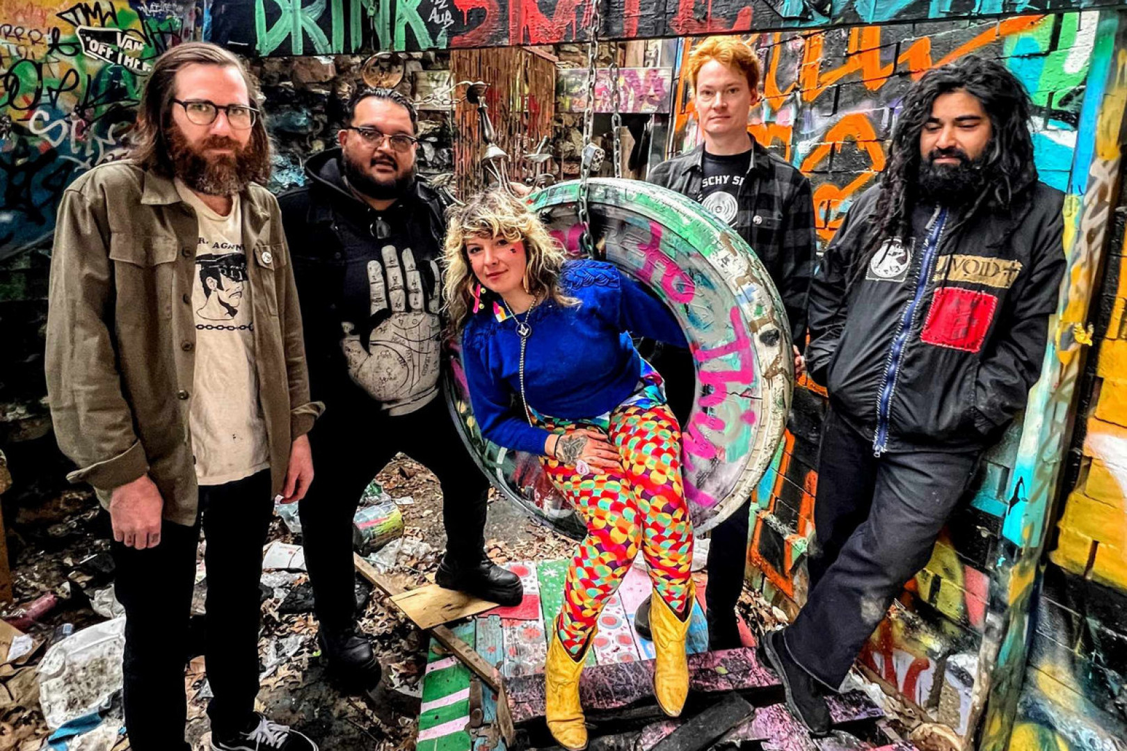Trash Knife release video for "Mind Bendy"